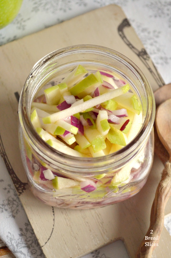 Pickle de Manzana y Cebolla Roja