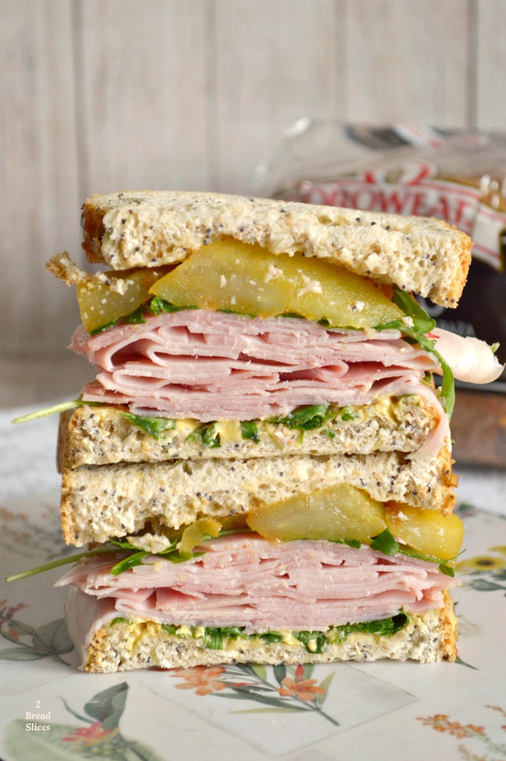 Sandwich de Jamón Cocido y Manzana