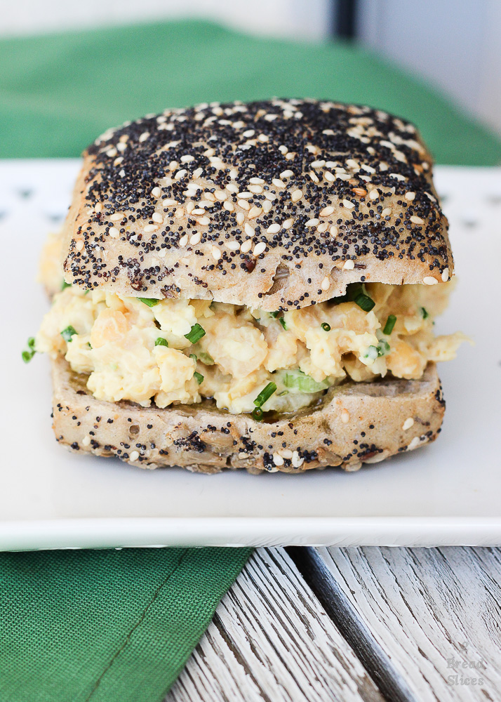 Sandwich de Garbanzos, Apio y Cebollino