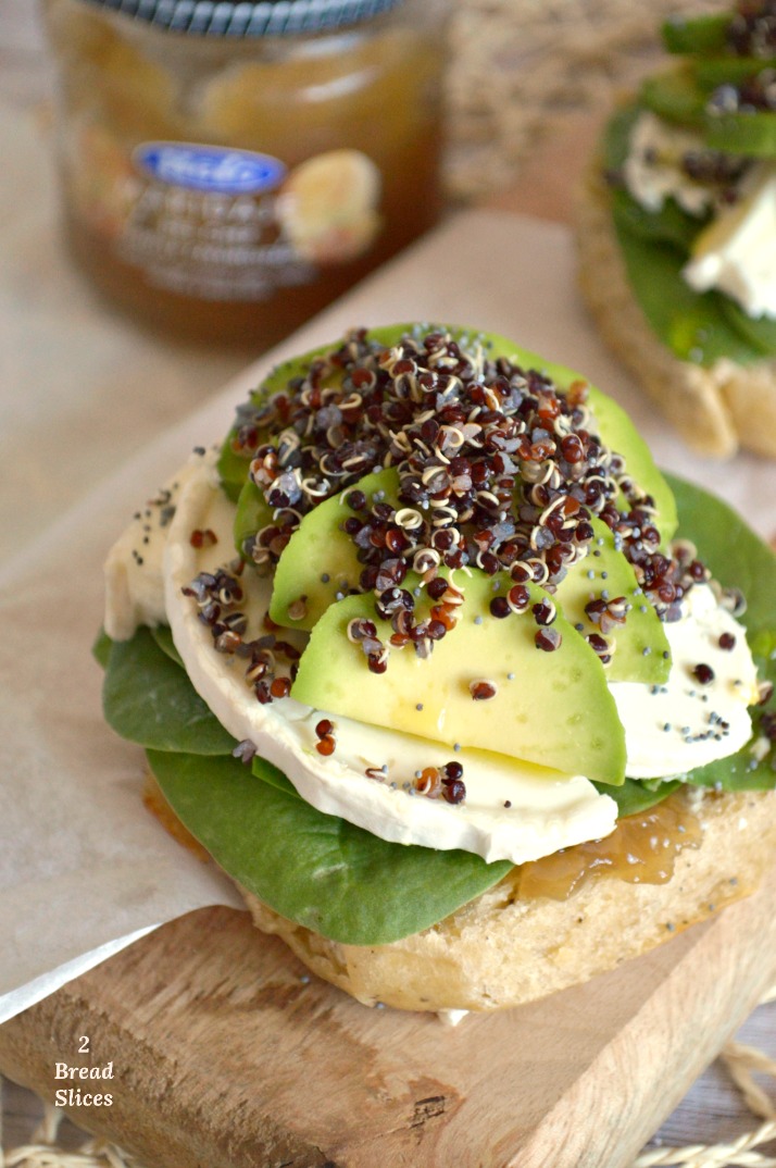 Sandwich de Aguacate y Quinoa Negra