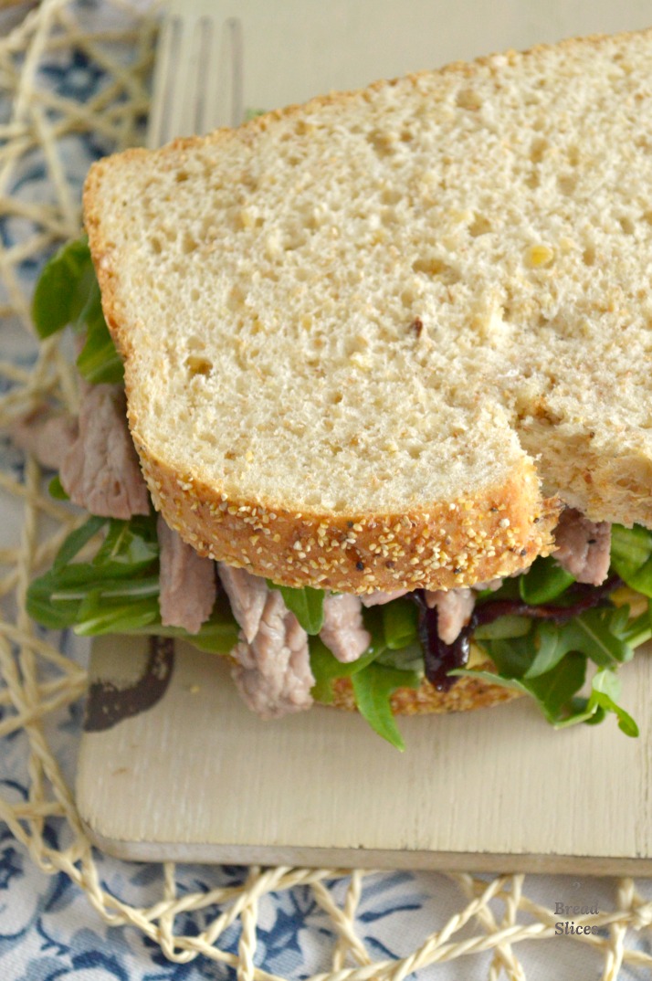 Sandwich de Ternera y Cebolla Caramelizada