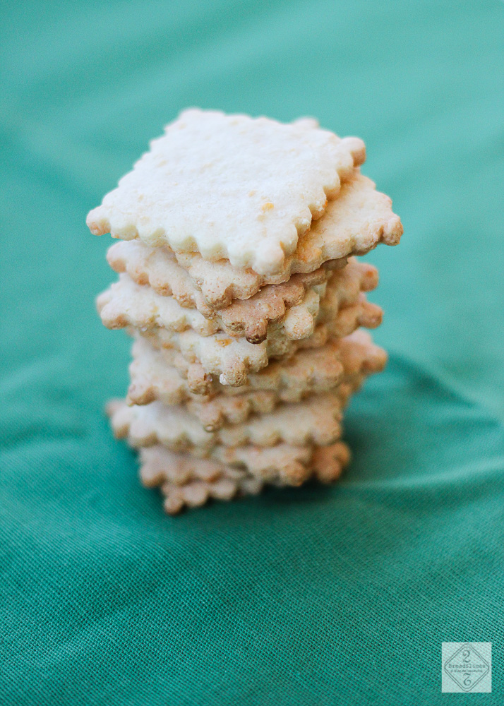 Crackers de cheddar y almendra