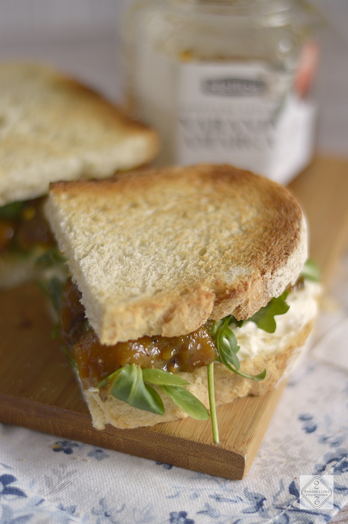 Sandwich de Mango, Naranja y Mascarpone