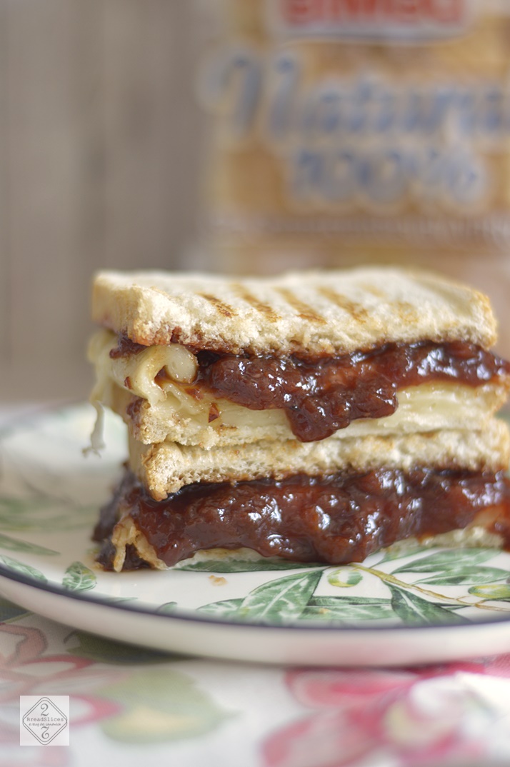 Sandwich de Queso y Chutney de Ciruela