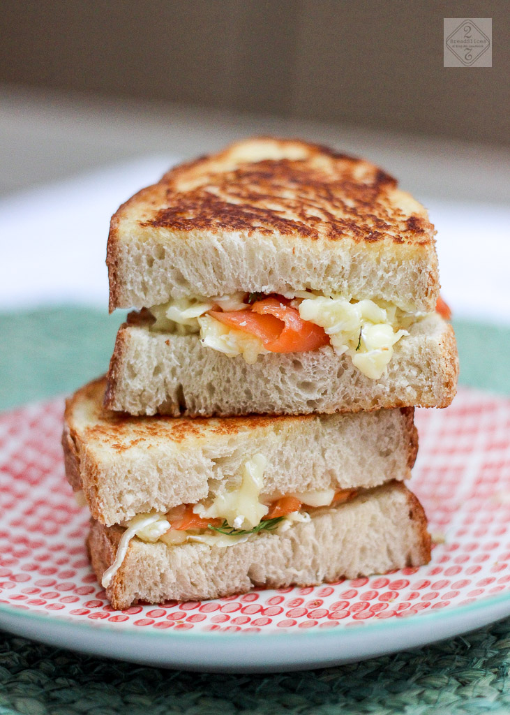 Sandwich de salmón y Brie